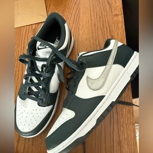 Nike Women’s Low Dunks